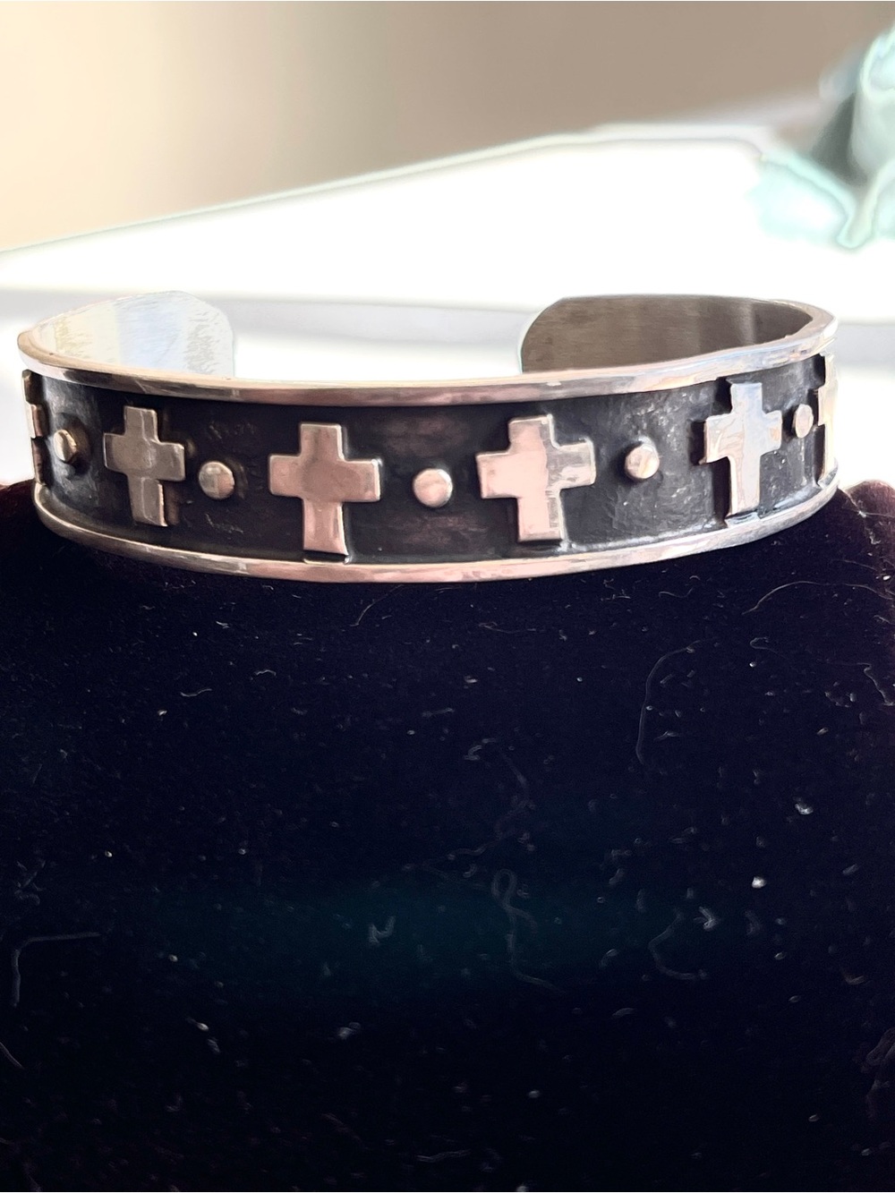 Vintage Taxco Sterling Silver 925 Cuff Bracelet Cross Design 24.74g 6.75”